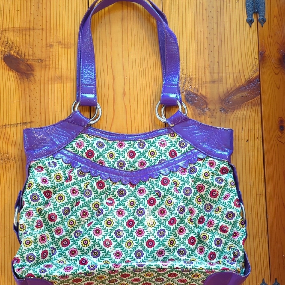 Vera Bradley Retired Frill Collection Handbag